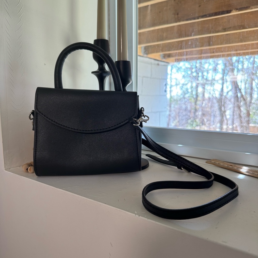 Garage Black Purse